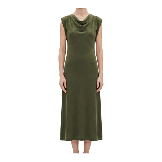 Abito lungo Peg Fashion Store in velluto verde con scollo irregolare e vestibilità morbida ed elegante