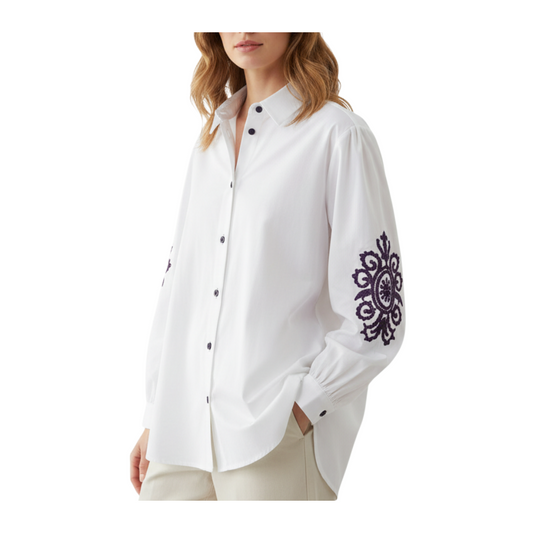 Camicia ricamata