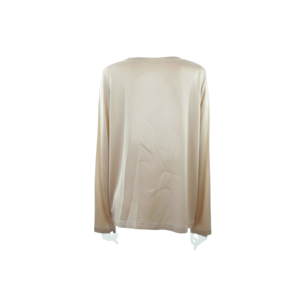 T-shirt a manica lunga in raso color champagne di Peg Fashion Store, vista posteriore su manichino