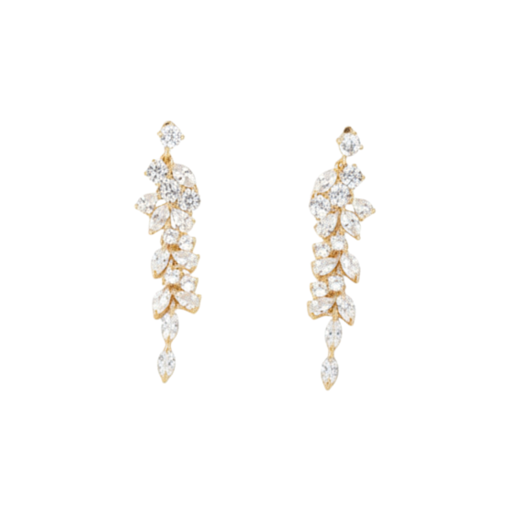 Orecchini lunghi a frange Peg Fashion Store in metallo dorato con cristalli bianchi taglio marquise