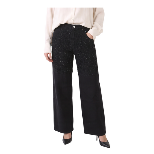 Jeans con ricami di perline