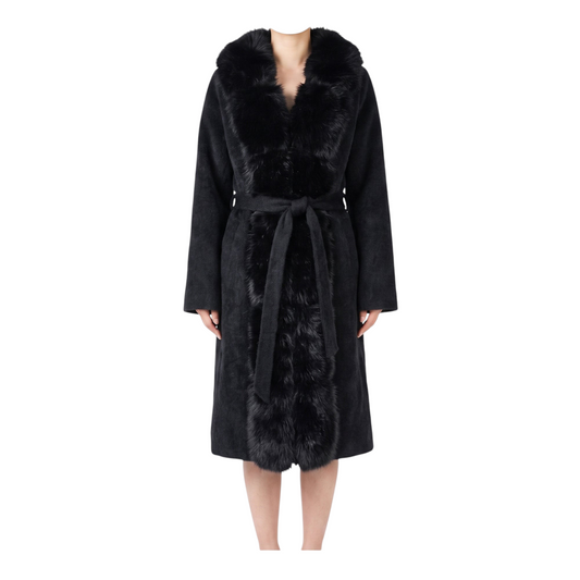 Cappotto lungo nero in eco pelliccia Peg Fashion Store con cappuccio e cintura in vita per una silhouette definita