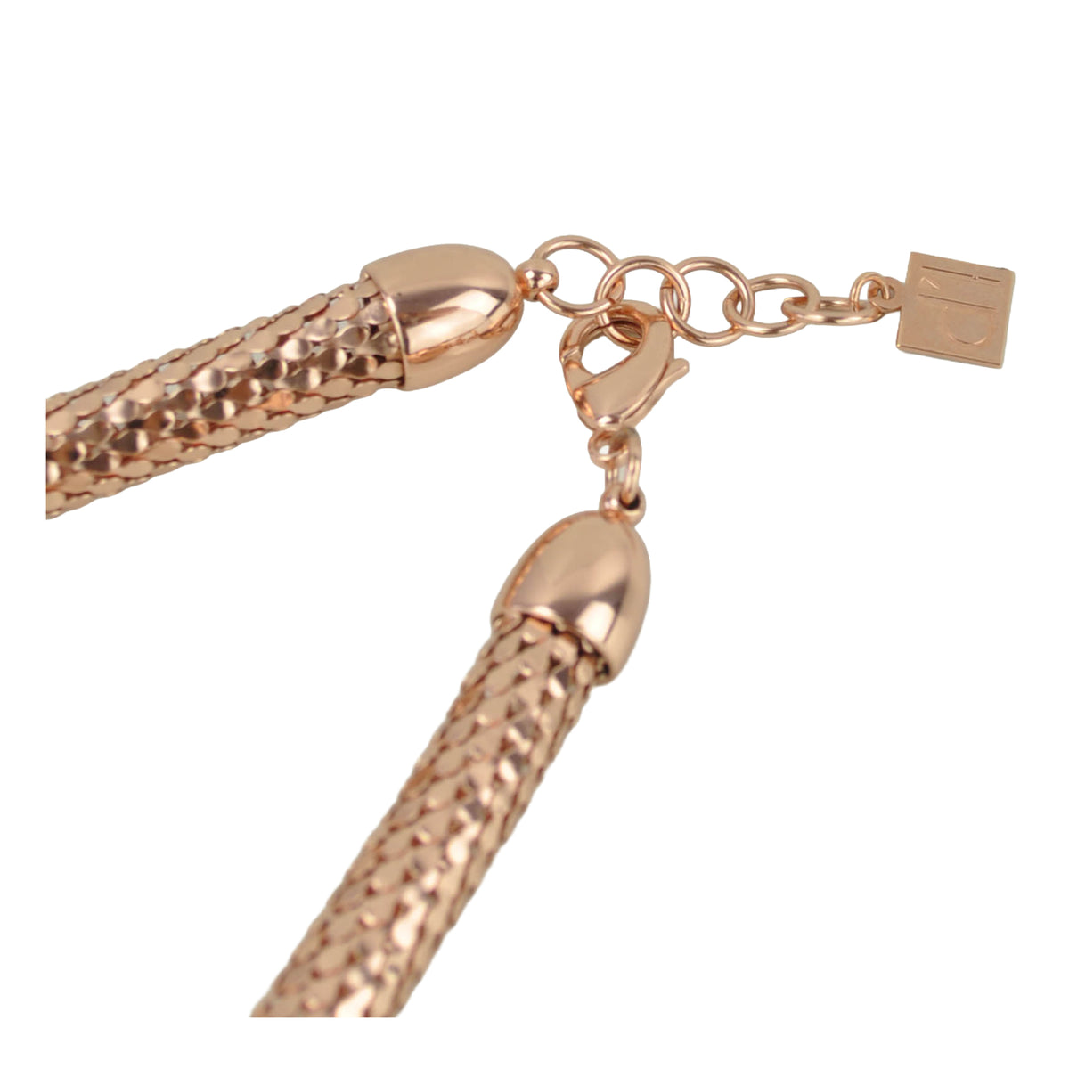 SNAKE NECKLACE