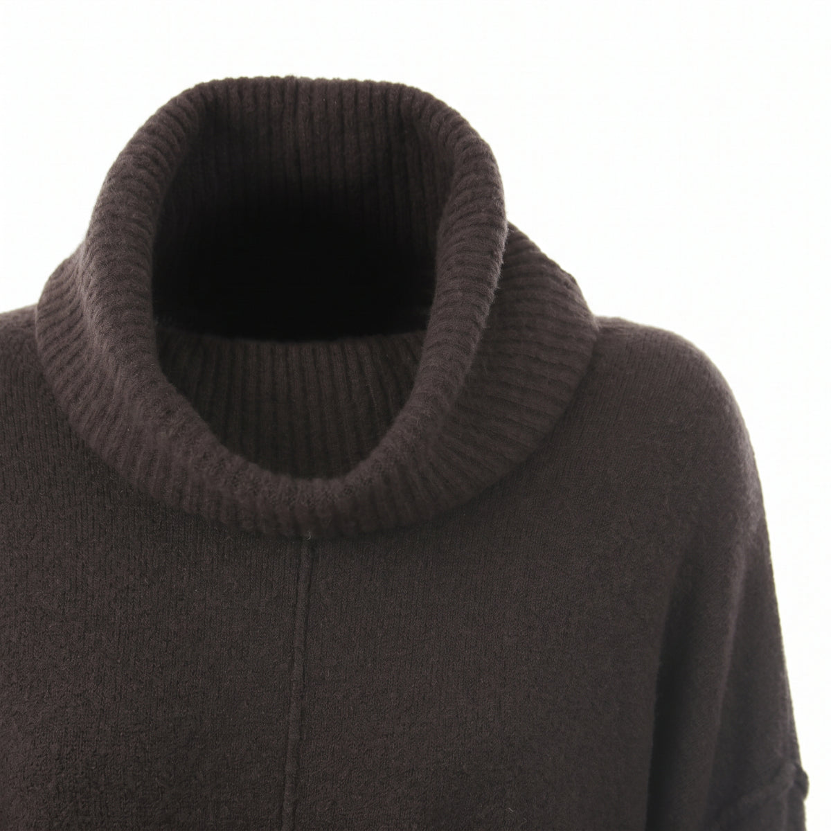 Maglia girocollo con collo removibile