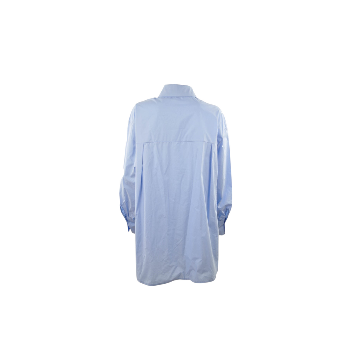 Vista posteriore di una camicia over Peg Fashion Store in popeline di cotone azzurro con maniche a sbuffo e pences