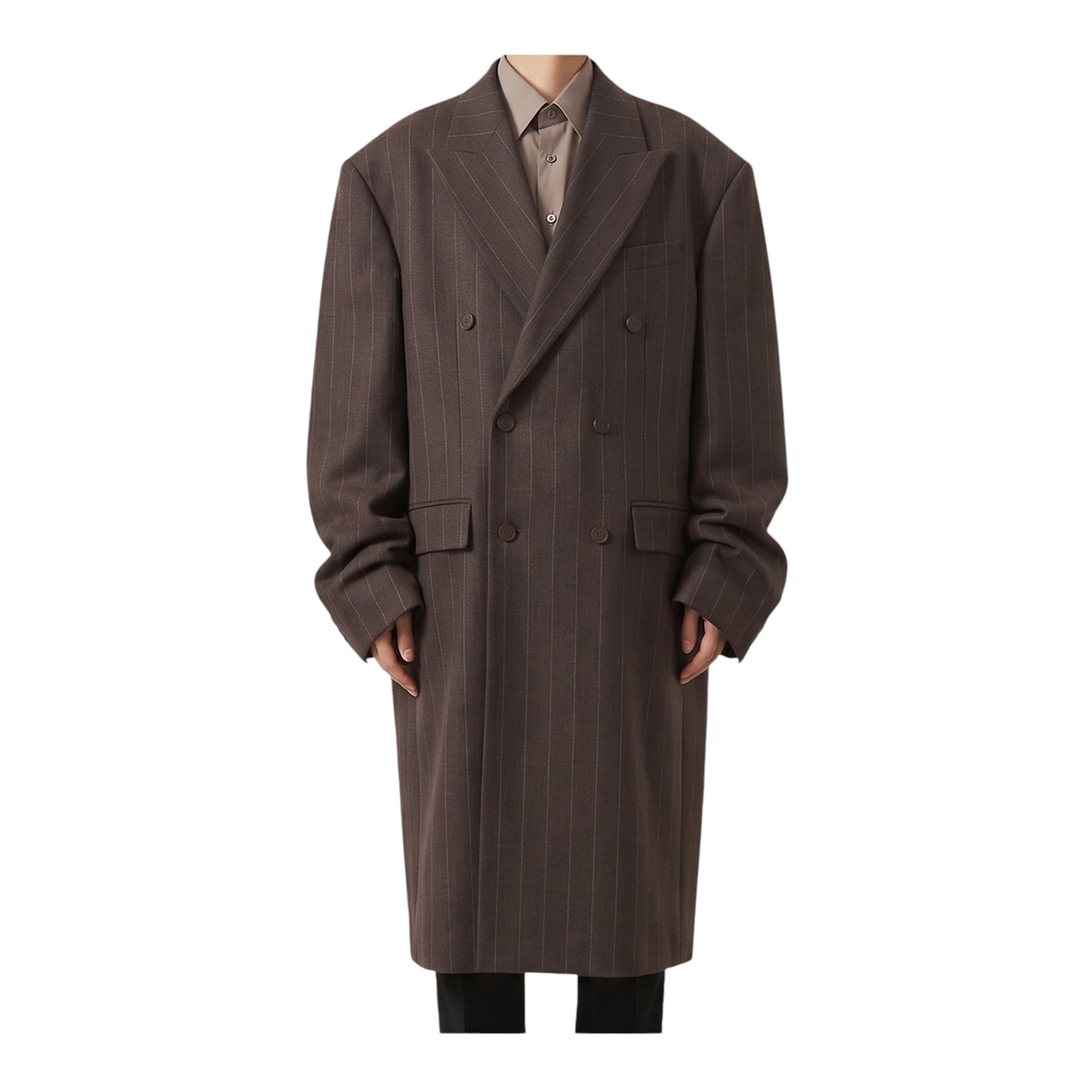 Cappotto lungo a doppio petto Peg Fashion Store, marrone a righe verticali con taglio maschile e sei bottoni.