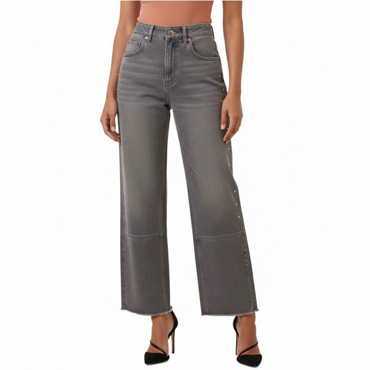 BAGGY TROUSERS
