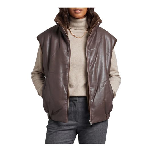 Gilet reversibile Peg Fashion Store in ecopelle marrone e morbida ecopelliccia, vestibilità over con collo alto.
