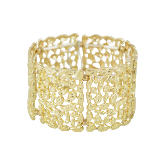 Bracciale elastico Peg Fashion Store color oro con design sagomato a maglia traforata e finitura martellata