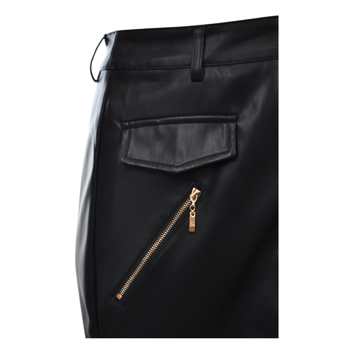 Gonna longuette nera in ecopelle di Peg Fashion Store con taschino laterale e zip dorata